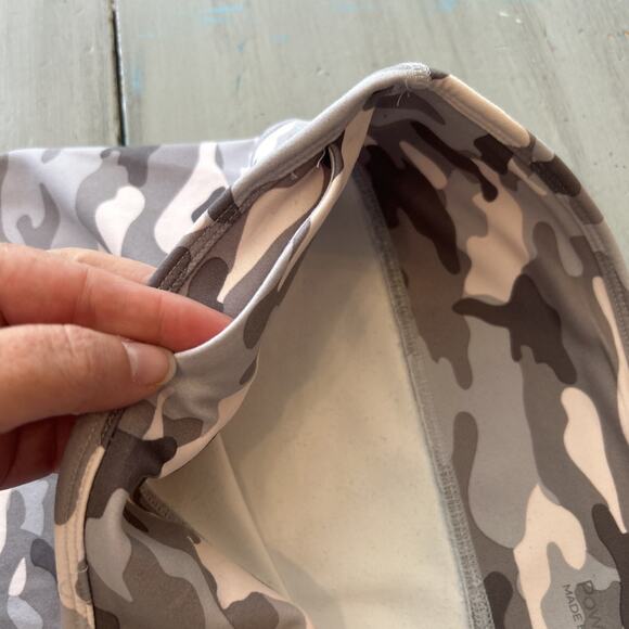Fabletics Powerhold Gray Light Pink Camo High Waisted Legging Sz XXL - Picture 7 of 9